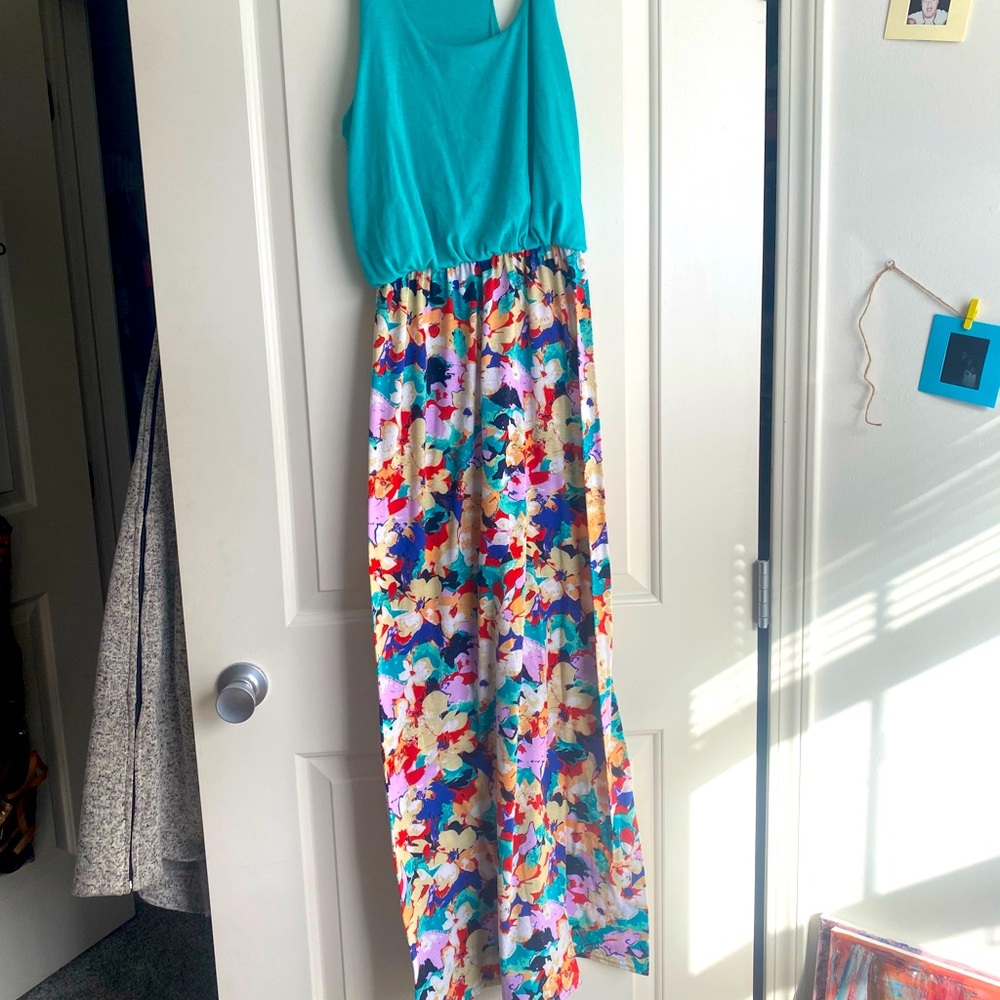 Maxi Dress Turquoise blue with Floral print for the skirt